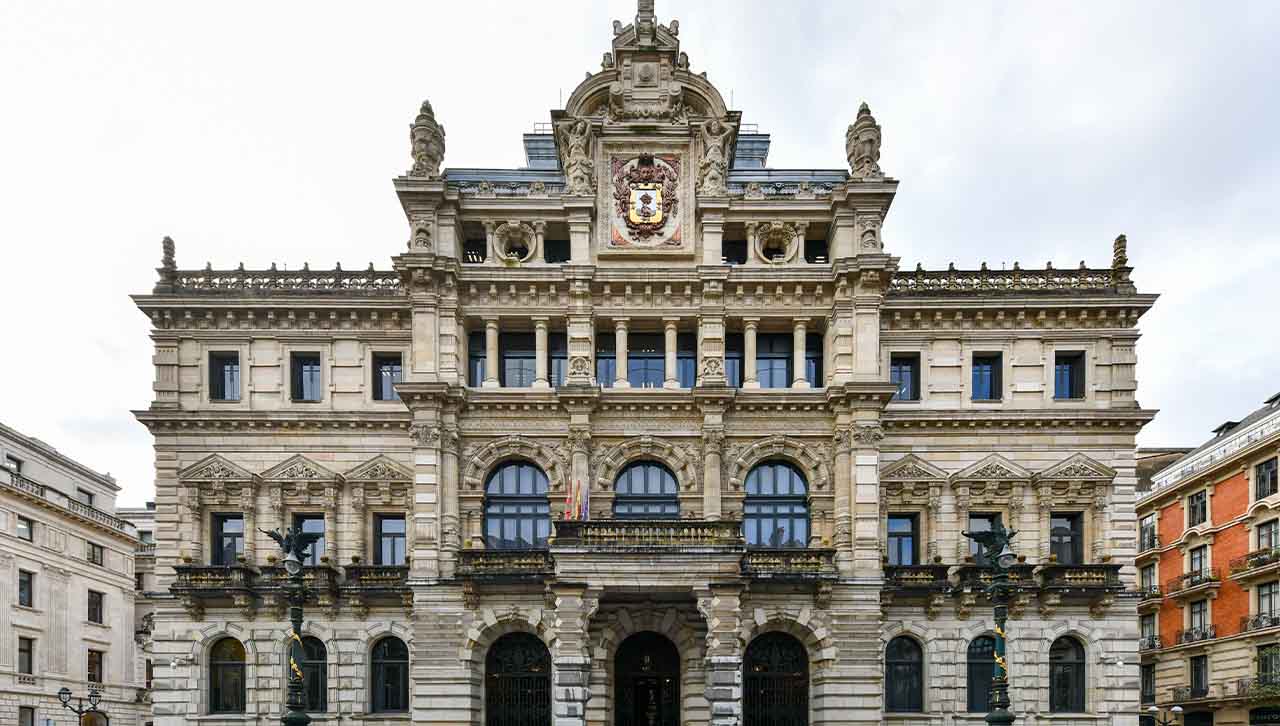 BasqueCountryAccessControllers