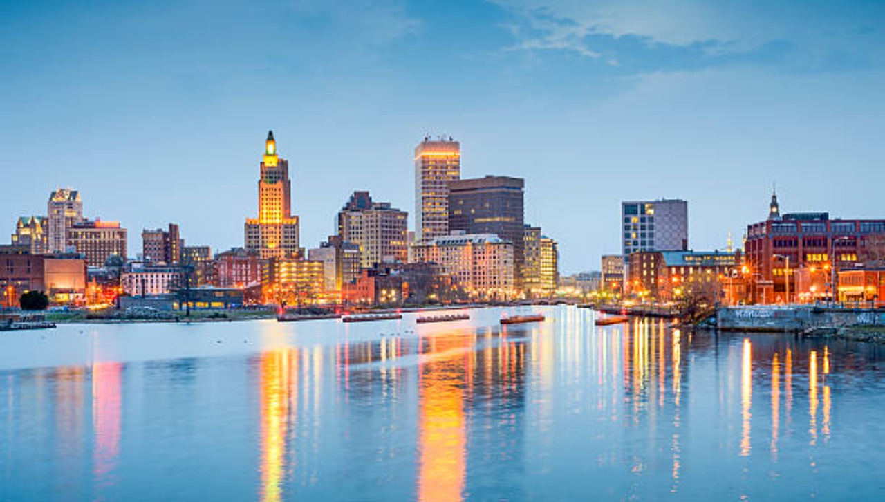 Legislation allowing for additional sports wagering licenses advanced by Rhode Island Senate