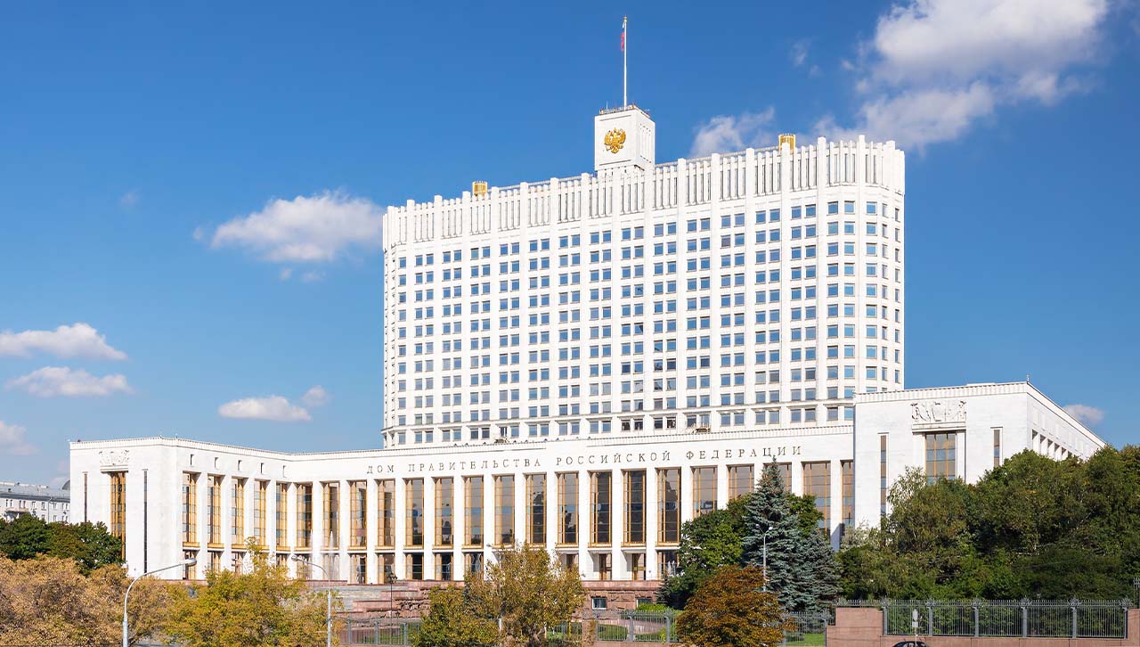 Russia Ads tightenint